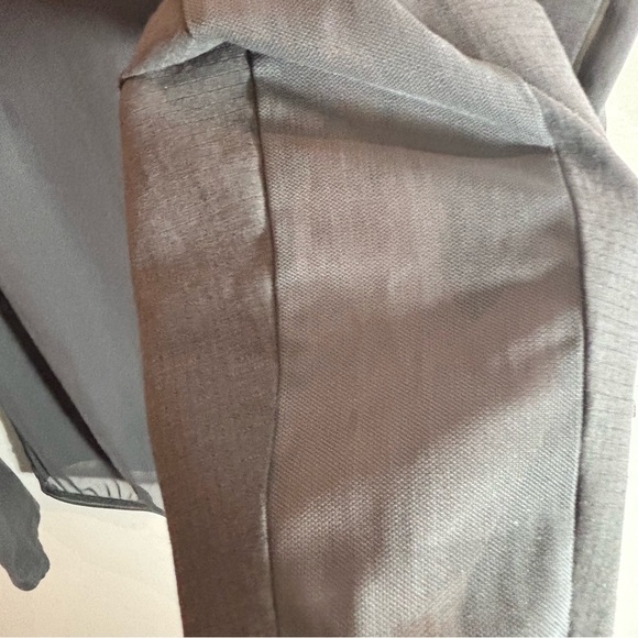 LULULEMON Sz L Fuel The Track Half Zip Hooded Vented Packable Top - Picture 10 of 15